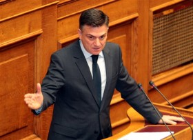 Θ. Μωραΐτης: Πυρά στην κυβέρνηση για το&nbsp;γάλα
